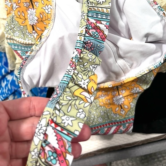 NEW,Zaful, Fun, Flirty & Fabulous, Floral Ruffle Backless Swimsuit, Size XL - Picture 6 of 12